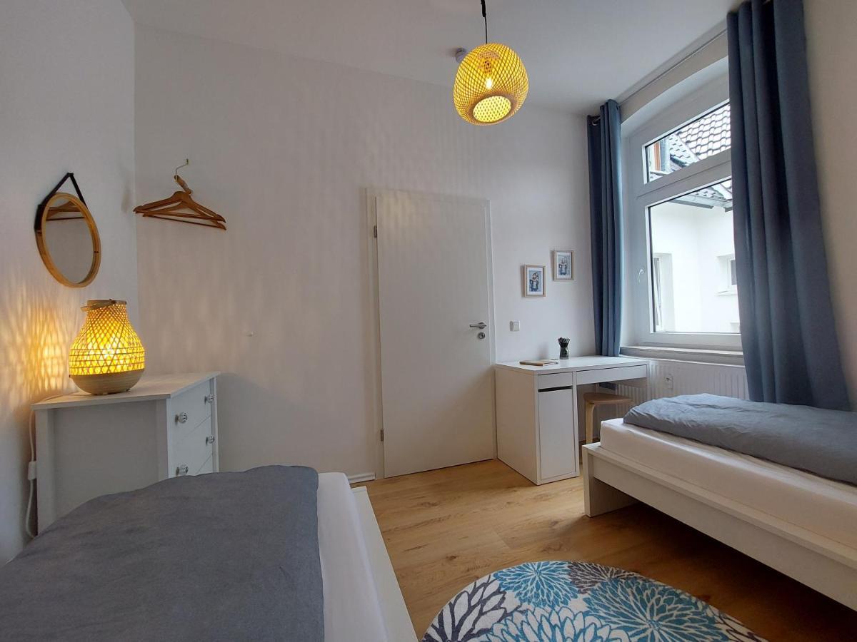 Gemuetliche Familienwohnung In Der Naehe Des Nordparks Und Des Norparkcenters! Bielefeld Ngoại thất bức ảnh